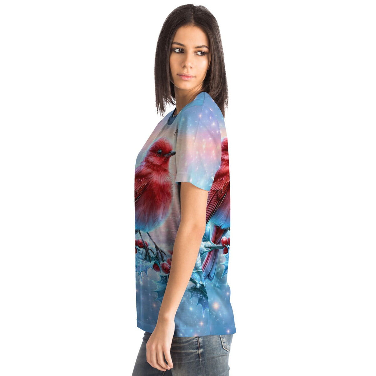 Frau trägt Dreamer T-Shirt mit rotem Vogel im Frost Design, perfekt für Fans von Diamond Painting und Malen nach Zahlen