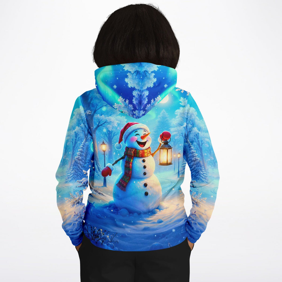 Dreamer Hoodie mit winterlichem Schneemann-Motiv, das an Diamond Painting und Malen nach Zahlen Kunstwerke erinnert.