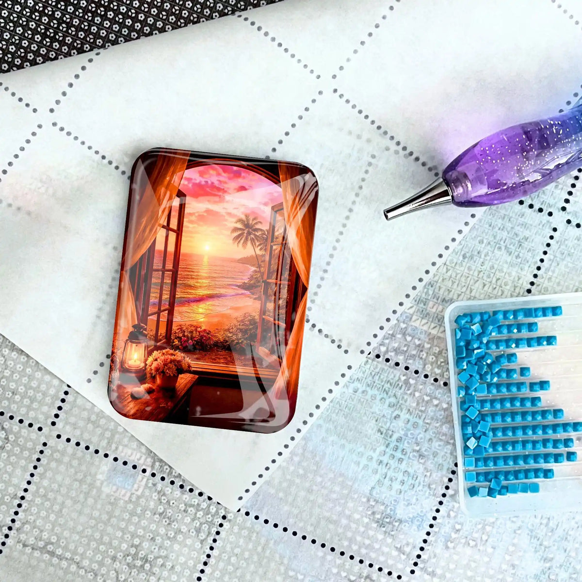 Diamond Painting Cover Minder Goldene Stille: Glasmagnet mit Sonnenuntergang auf Leinwand mit Stift und Steinchen
