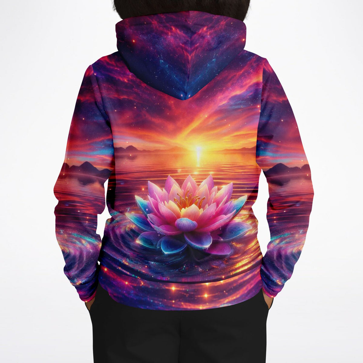 Dreamer Hoodie mit Lotusblüte-Motiv in leuchtenden Farben wie bei Diamond Painting und Malen nach Zahlen Kunstwerken.