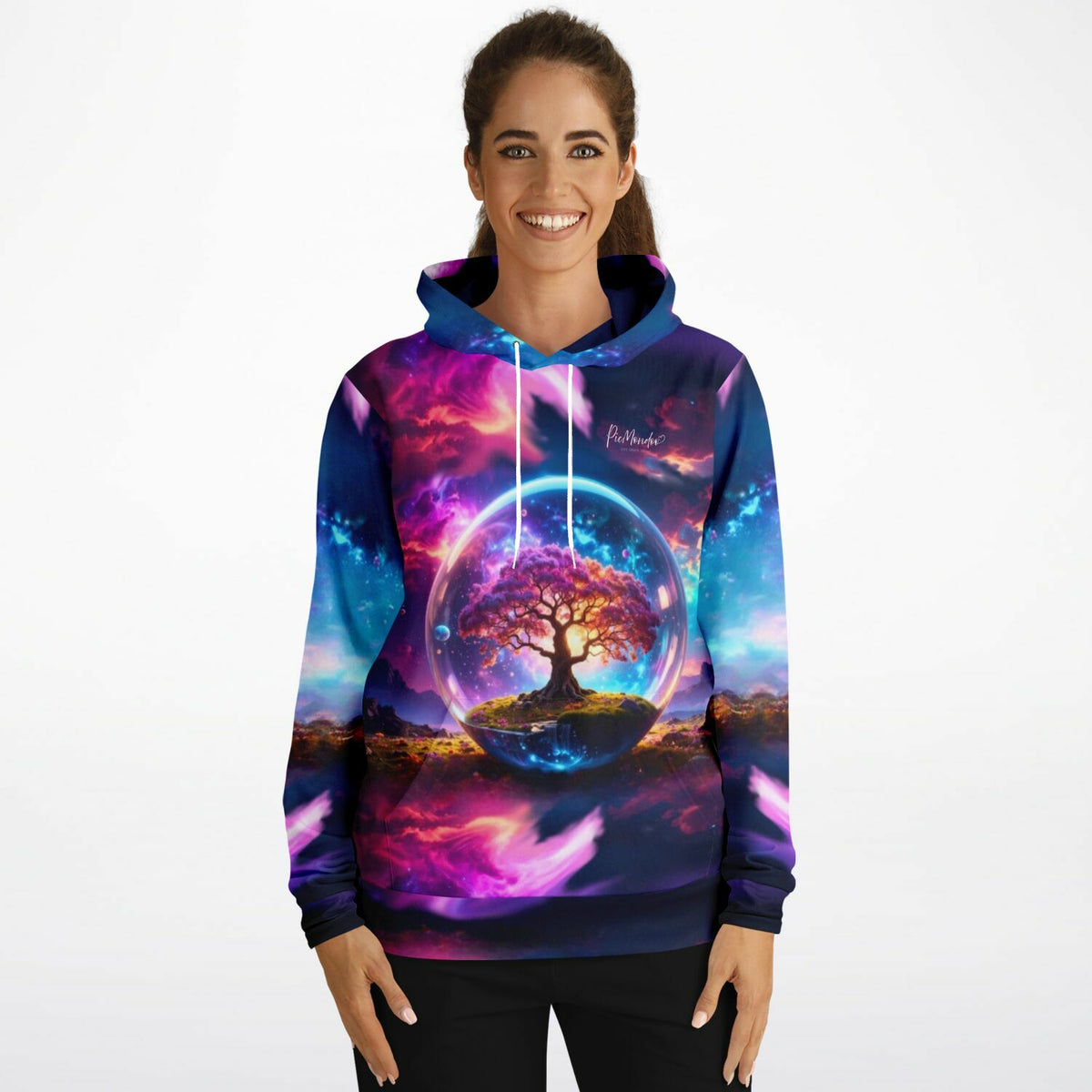 {
  "alt_text": "Frau trägt limitierten Arbor Eternis Dreamer Hoodie mit abstraktem Baum-im-Lichtkugel-Design und buntem Gala