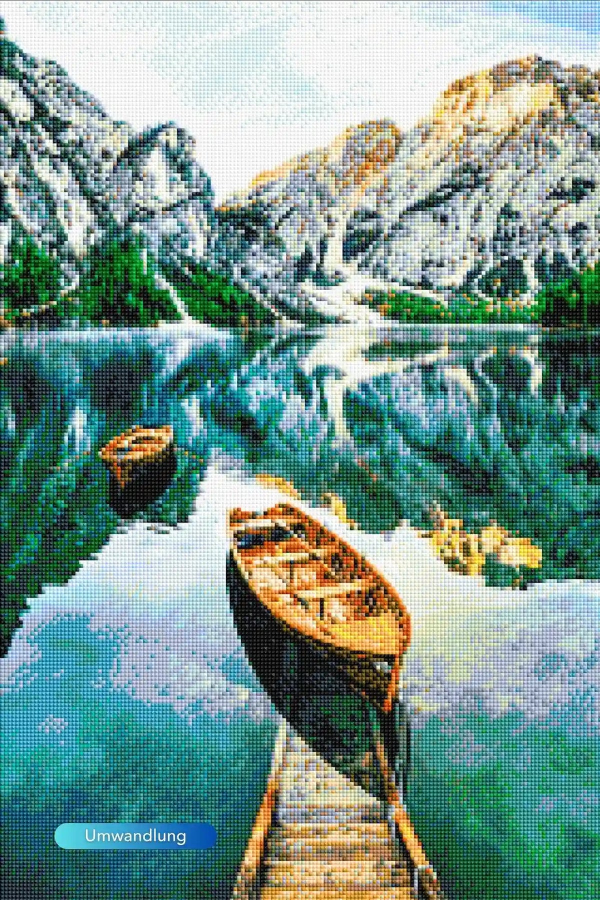 Diamond Painting Set mit Boot am See, Steg und Bergen im Hintergrund. Detailreiches, glitzerndes Mosaik-Kunstwerk.