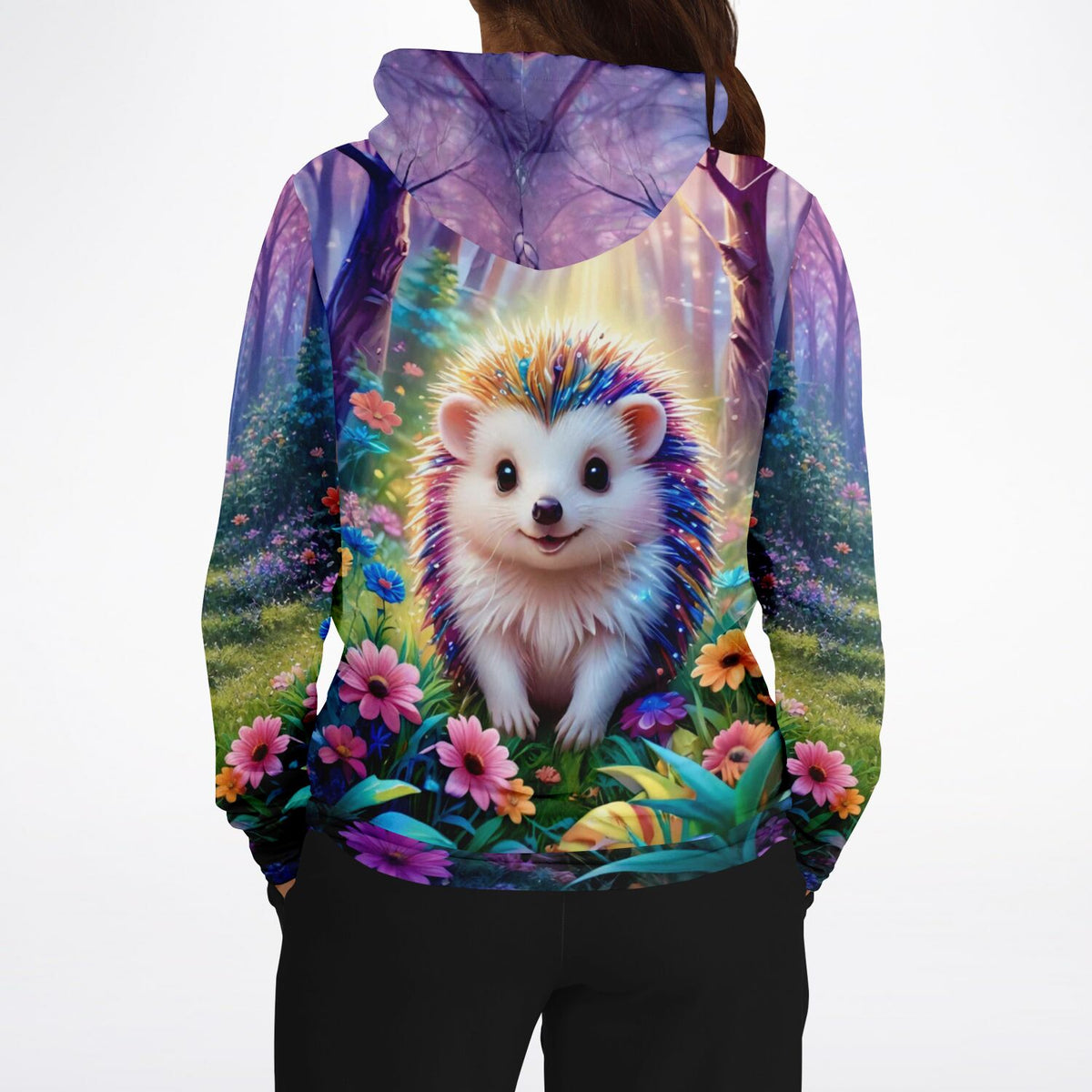 Hoodie mit buntem Igel-Motiv im Zauberwald, perfekt für Fans von Malen nach Zahlen und Diamond Painting DIY-Kunst.
