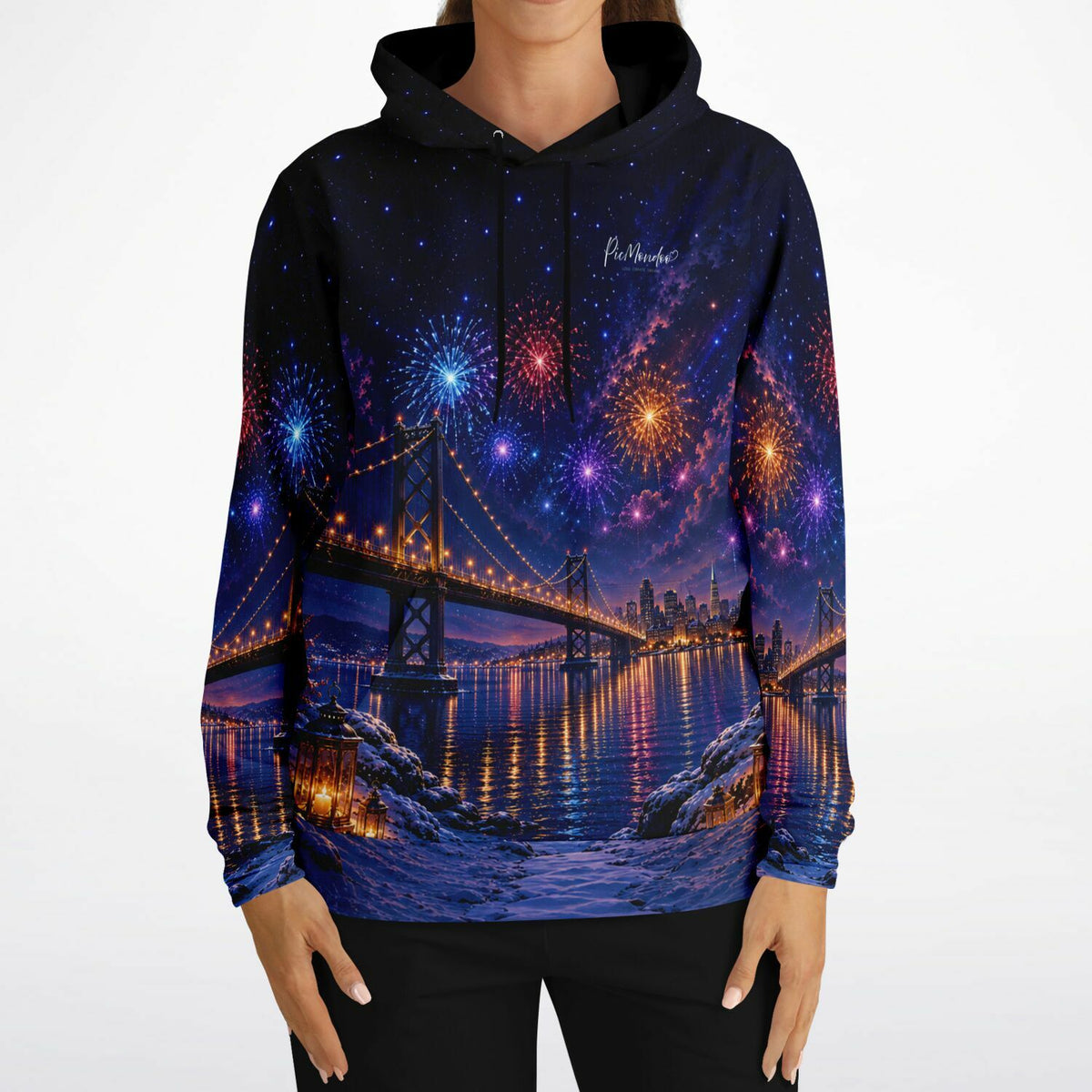 Dreamer Hoodie mit Fireworks-Motiv: Brücke, nächtliche Skyline und Feuerwerk im Design unserer Diamond Painting Kollektion