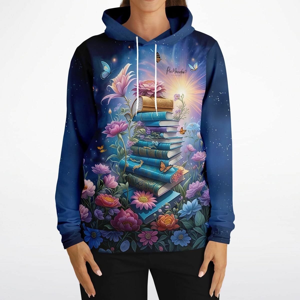 Dreamer Hoodie mit magischem Motiv: Bücherstapel umgeben von Blumen und Schmetterlingen im pacmondoo.comsign